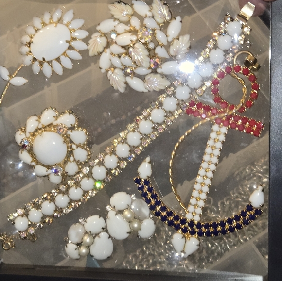 Please LIKE THIS FLYER SO YOU WILL KNOW WHEN IM LIVE & READY TO Go don’t miss it - Picture 12 of 12